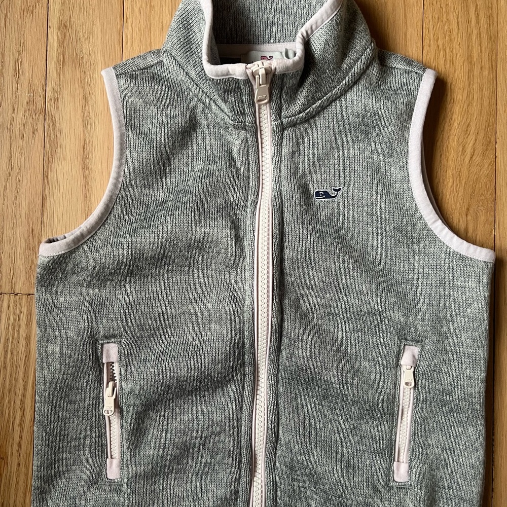 Vineyard vines girls vest size 4T